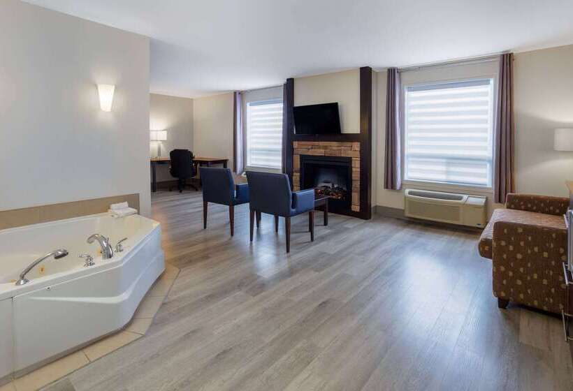 فندق Super 8 By Wyndham Quebec City