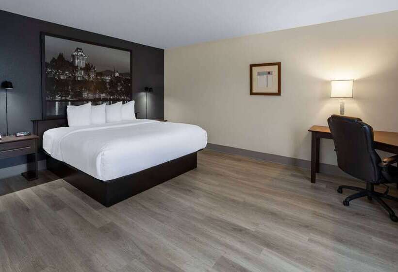 هتل Super 8 By Wyndham Quebec City