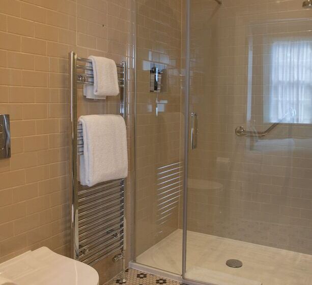 فندق The Georgian, Haslemere, Surrey