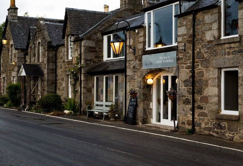 ホテル The Inn At Loch Tummel