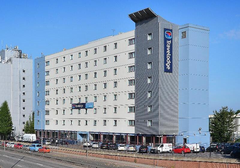 هتل Travelodge London Wembley