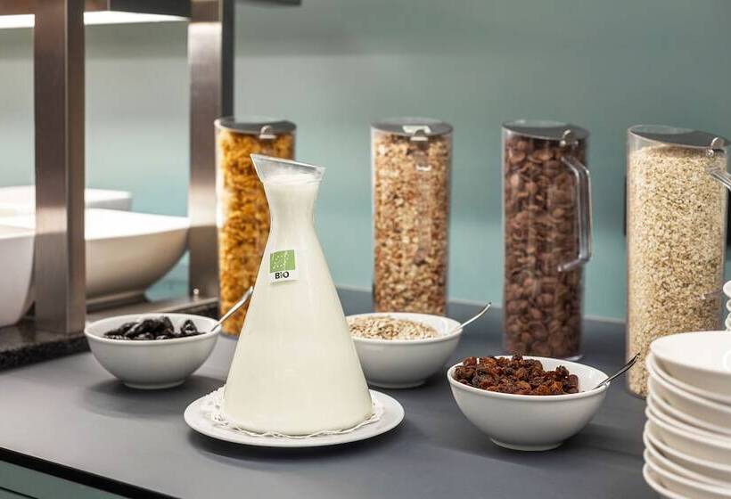 Fotos del hotel Azimut Hotel Vienna:  33