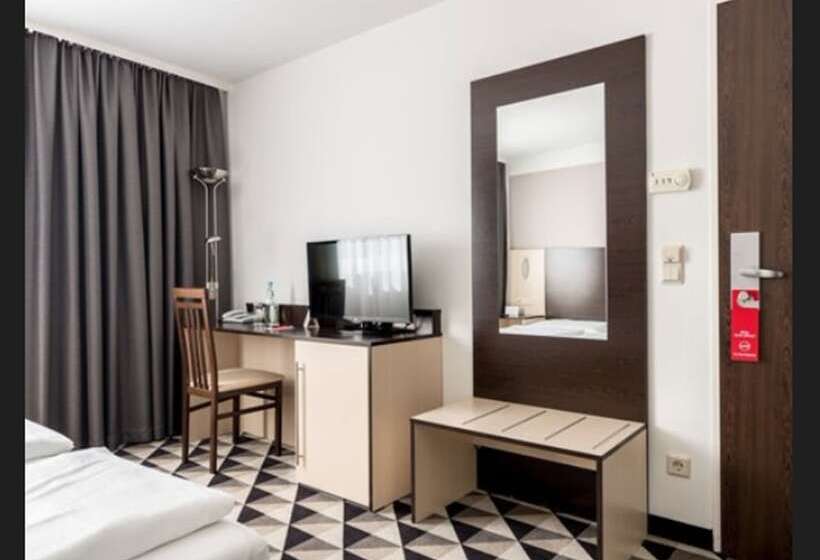 Fotos del hotel Azimut Hotel Vienna:  49