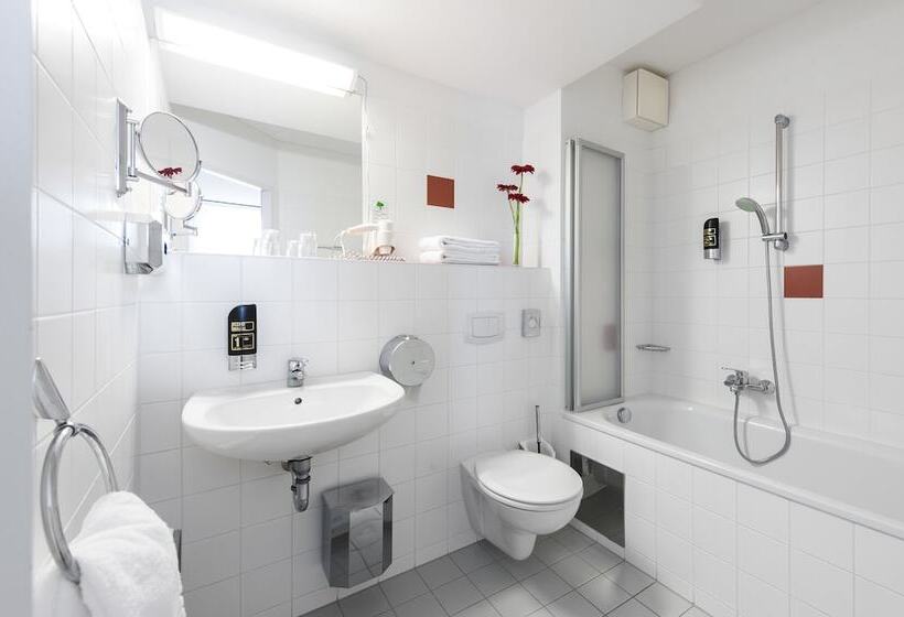 Fotos del hotel Azimut Hotel Vienna:  19