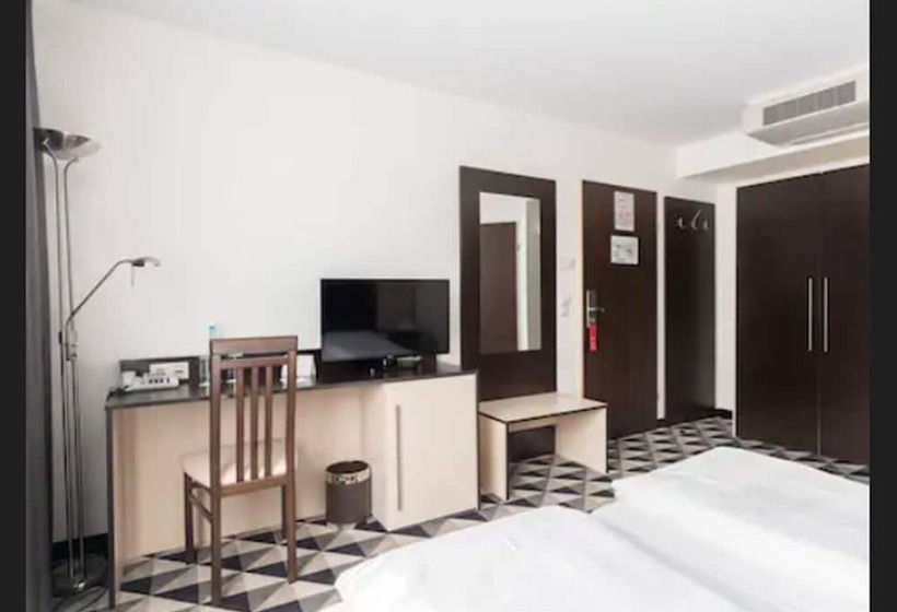 Fotos del hotel Azimut Hotel Vienna:  28