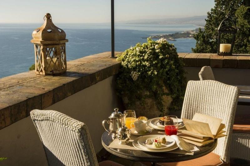 هتل Villa Carlotta