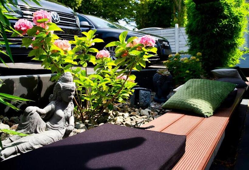 Fotos del hotel Villa Emilia:  39