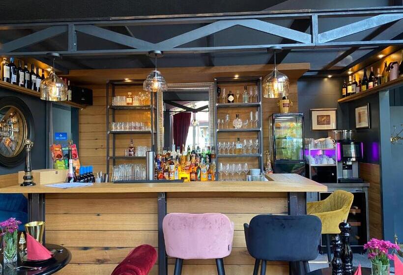 Fotos del hotel Villa Emilia:  10