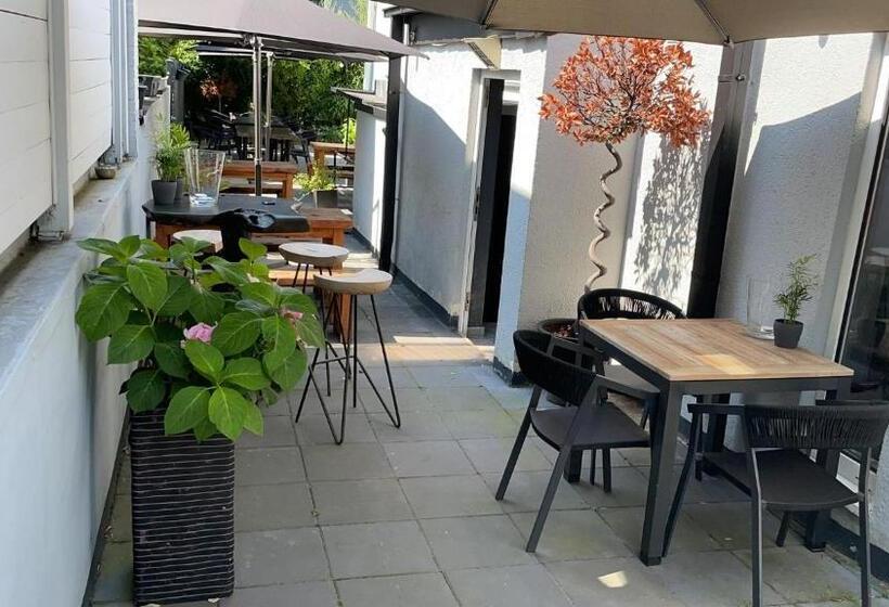 Fotos del hotel Villa Emilia:  12