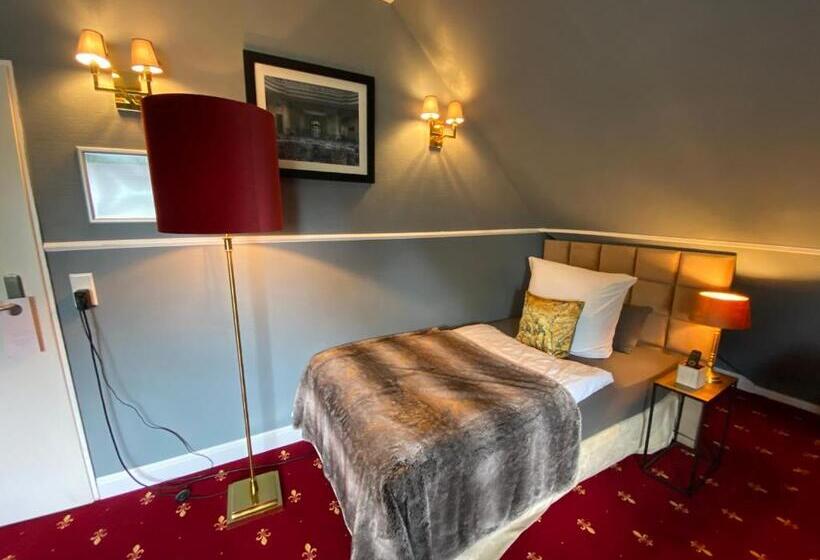 Fotos del hotel Villa Emilia:  6