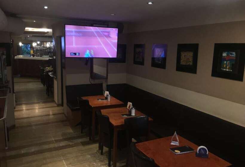 هتل Altdusseldorf