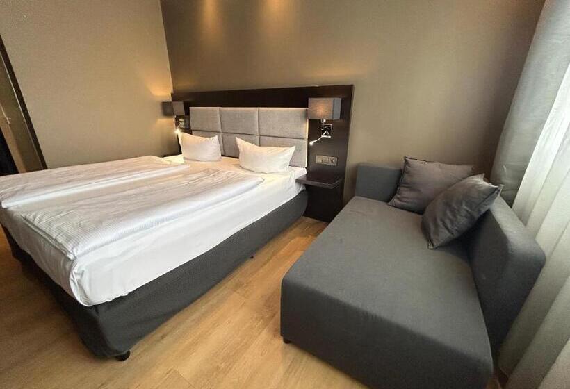 Fotos del hotel Am Karlstor:  6