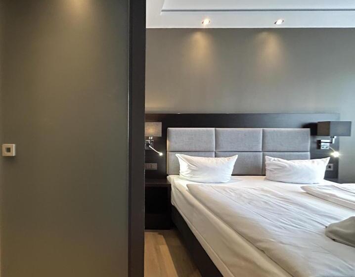 Fotos del hotel Am Karlstor:  15