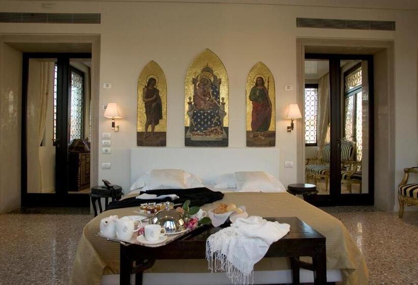 هتل Ca  Nigra Lagoon Resort