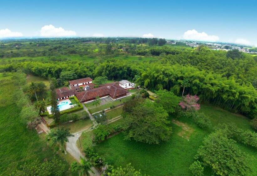 هتل Campestre La Floresta