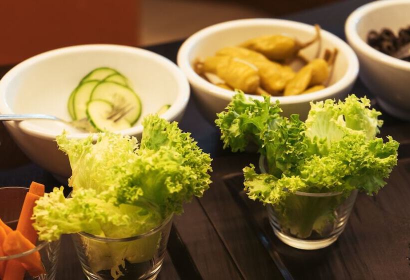 호텔 Courtyard By Marriott Duesseldorf Hafen