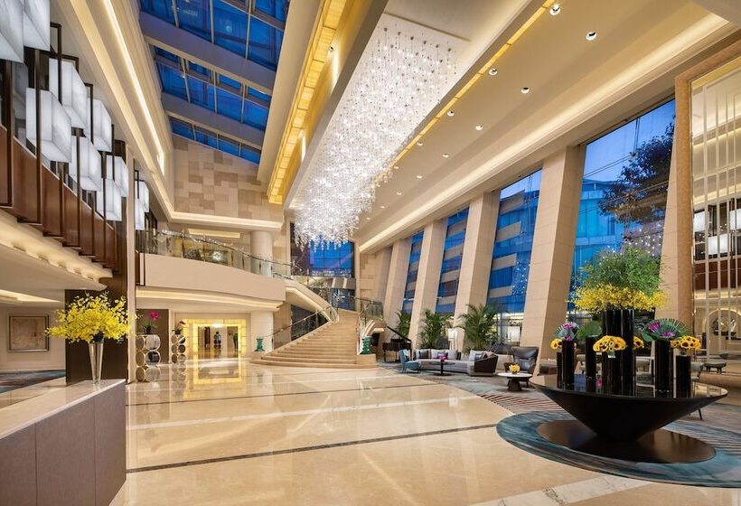 فندق Crowne Plaza Shanghai Fudan