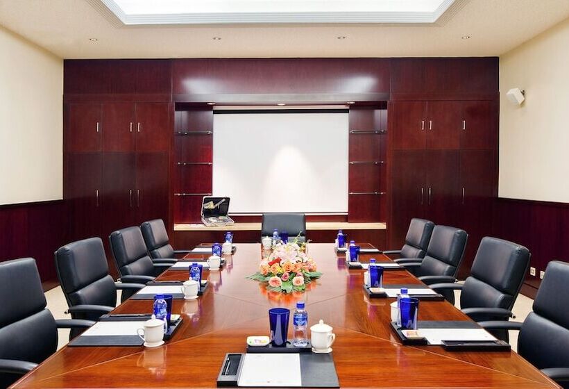 هتل Crowne Plaza Shanghai Pudong By Ihg