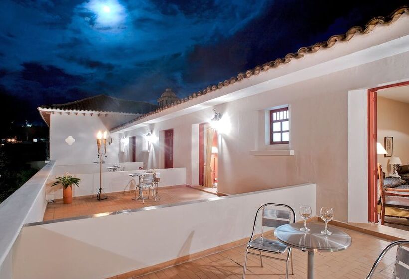 هتل Dann Monasterio