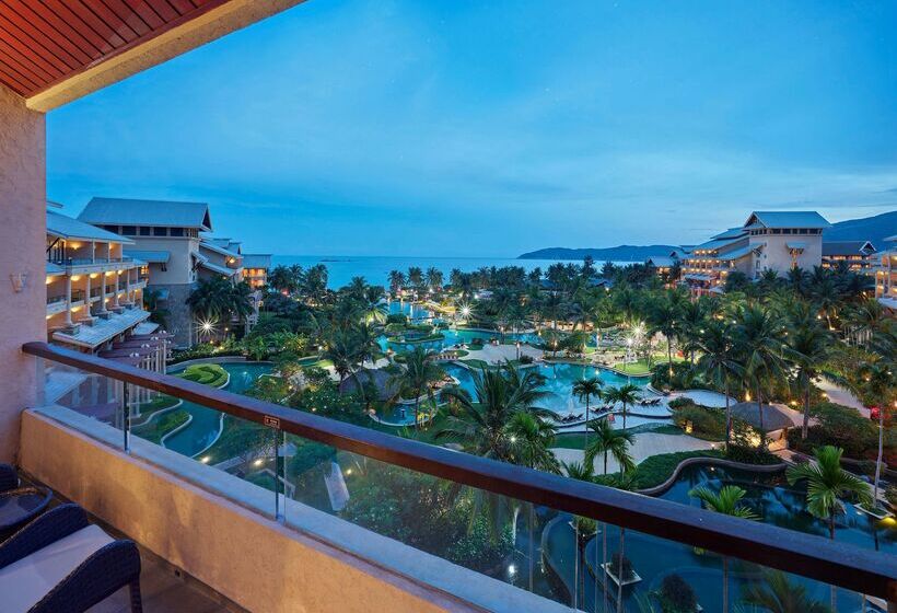هتل Hilton Sanya Yalong Bay Resort & Spa