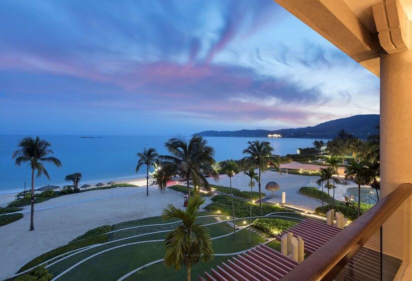 هتل Hilton Sanya Yalong Bay Resort & Spa