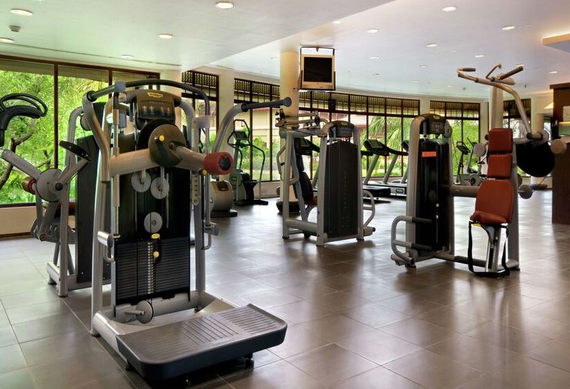 هتل Hilton Sanya Yalong Bay Resort & Spa