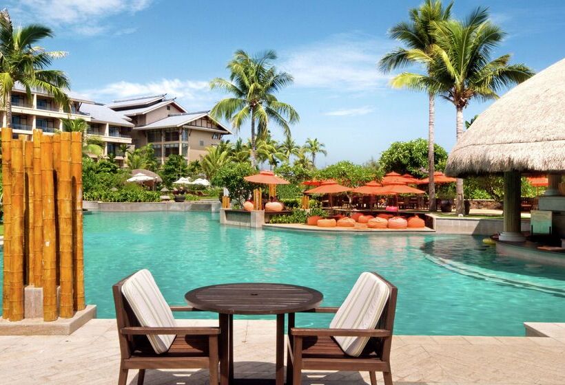 هتل Hilton Sanya Yalong Bay Resort & Spa