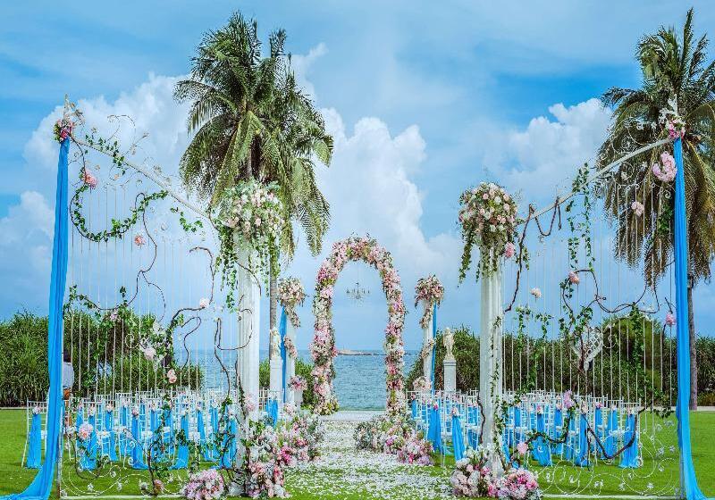 هتل Hilton Sanya Yalong Bay Resort & Spa