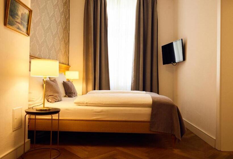 Fotos del hotel Hotel Lindenufer:  17