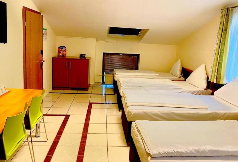 Fotos del hotel Lloyed:  4