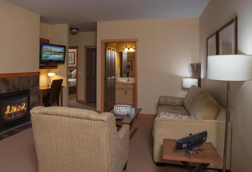 هتل Lodges At Canmore