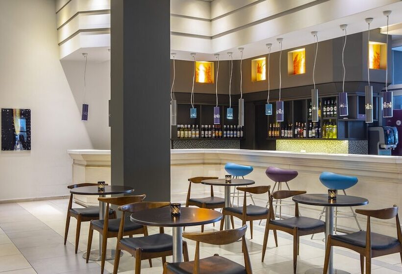 Mayfair Hotel