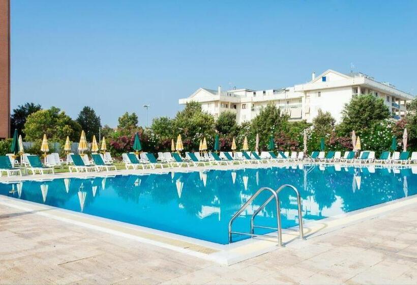 هتل Plaza Caserta