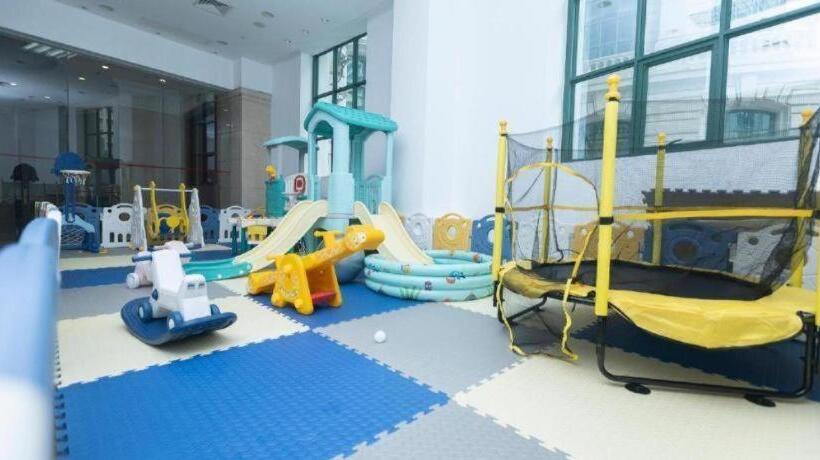 בית מלון כפרי Sanya Baohong