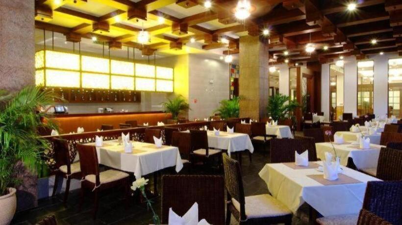 בית מלון כפרי Sanya Baohong