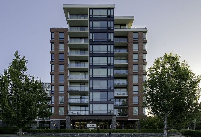 هتل Oswego