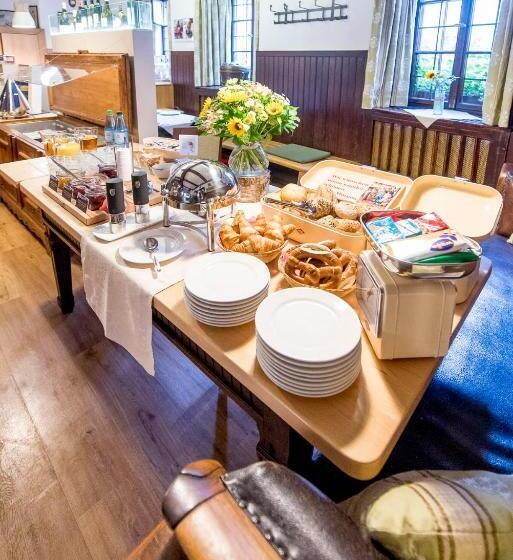 Löwen Hotel & Restaurant