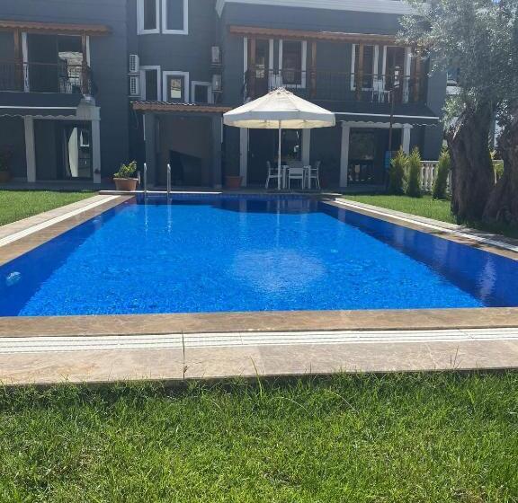 Nur Suites & Hotels