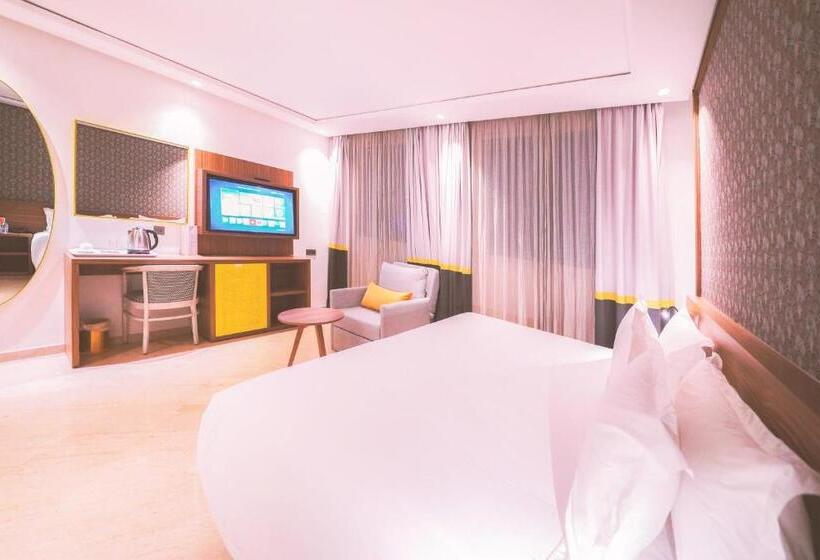 Oum Palace Hotel & Spa