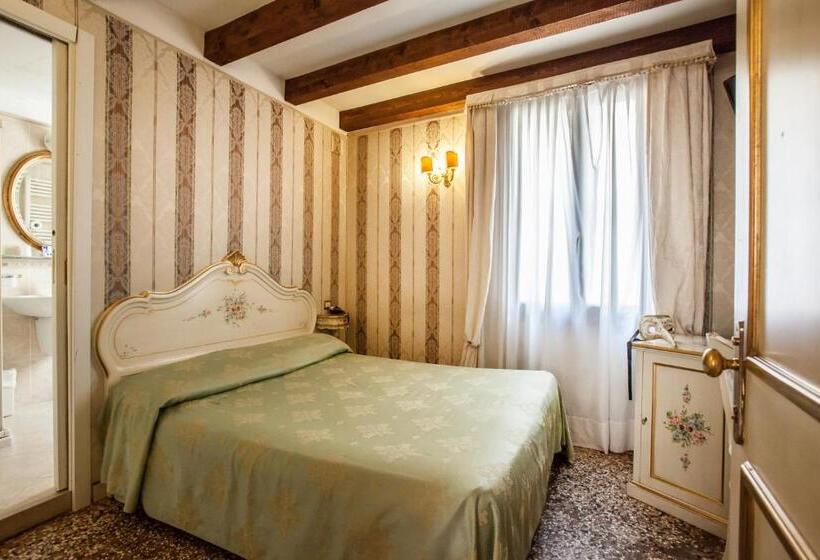 تختخواب و صبحانه Locanda Barbarigo