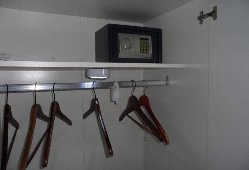 Hostal Coruña