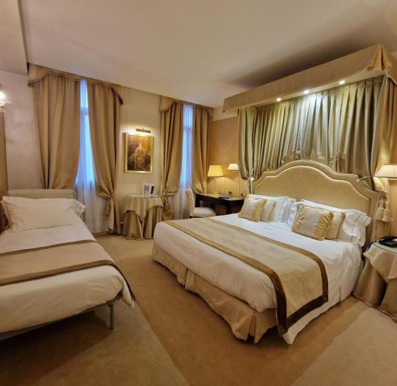 Fotos del hotel A La Commedia:  22