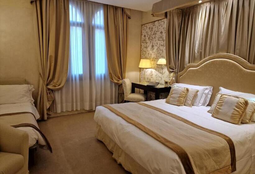 Fotos del hotel A La Commedia:  23