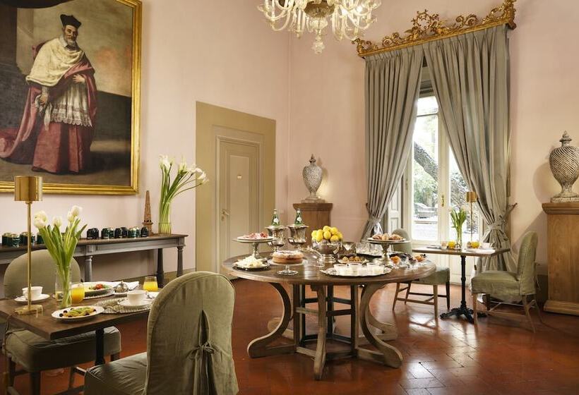 هتل Al Palazzo Del Marchese Di Camugliano Residenza D'epoca