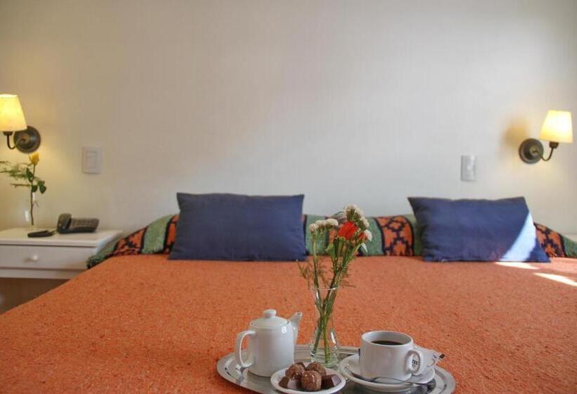 هتل Altos De Balcarce