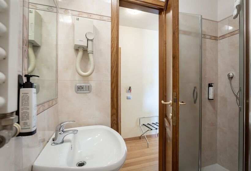 Fotos del hotel Annabella:  19