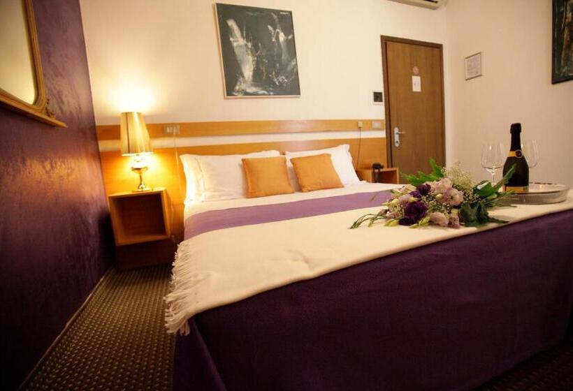 בית מלון כפרי Art