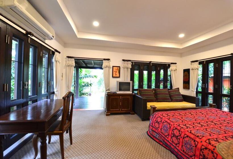 هتل Baan Nam Ping Riverside Homestay