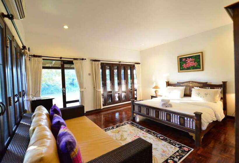 هتل Baan Nam Ping Riverside Homestay