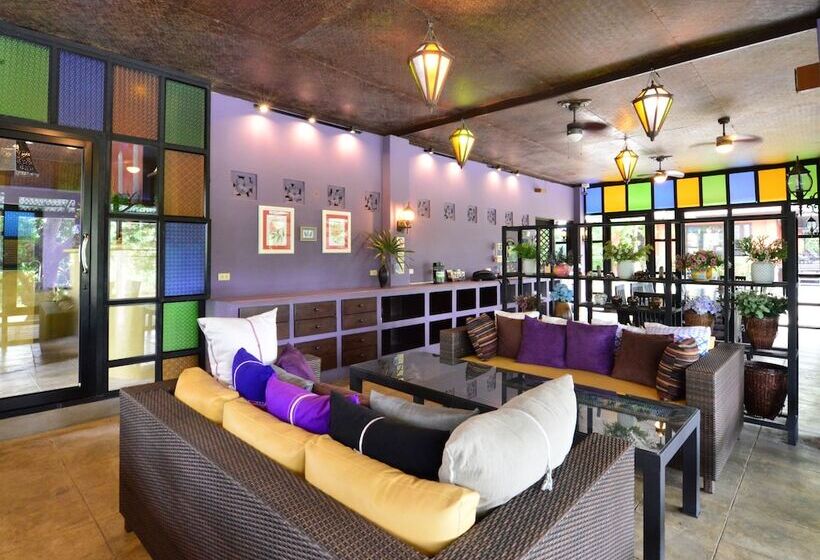 هتل Baan Nam Ping Riverside Homestay
